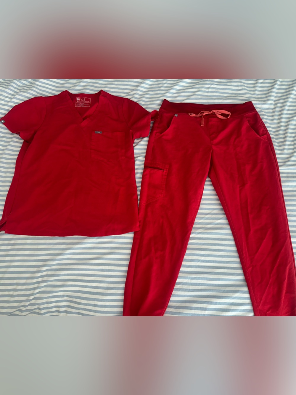 Figs Womenโs Red Jogger Scrub Set